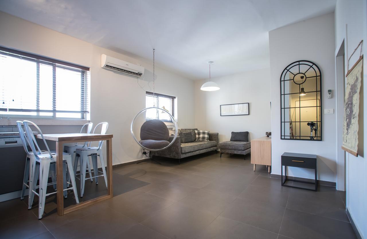 Charming & Beautiful 2 Bedroom Apt Jerusalem Ngoại thất bức ảnh